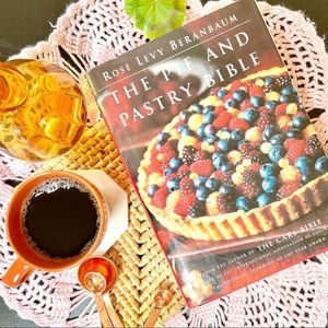 Retro Vintage 90’s The Pie and Pastry Bible Cookbook